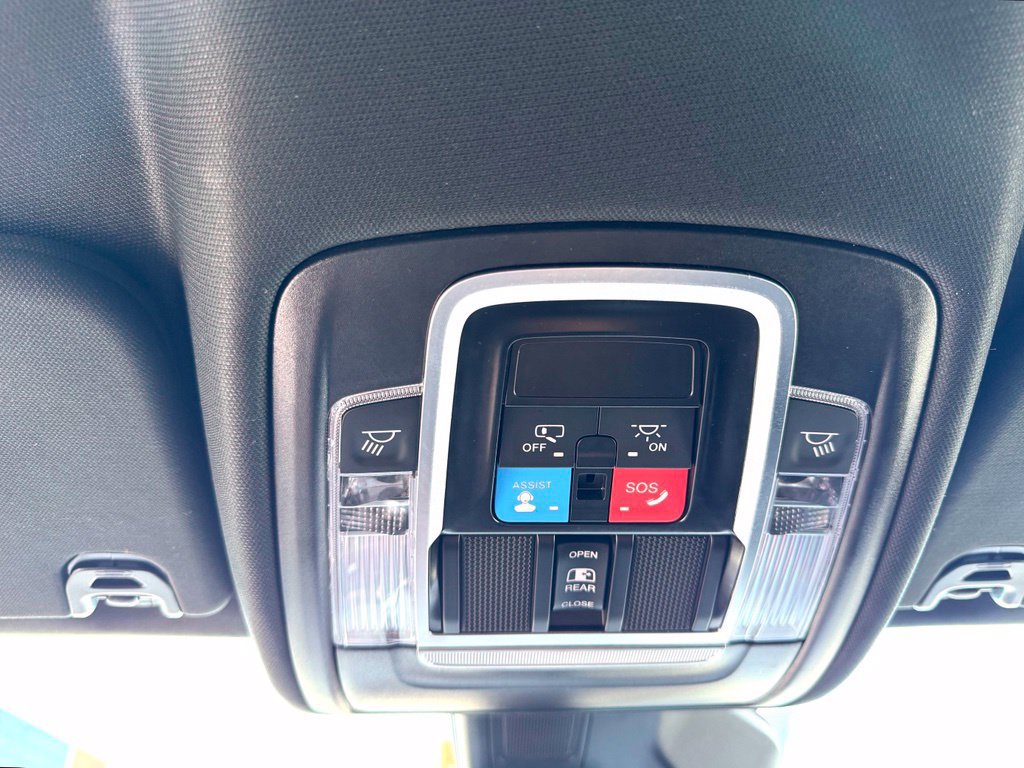 Used 2026 RAM 1500 Laramie AWD/4WD image 39
