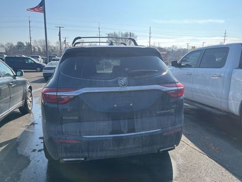 Used 2018 Buick Enclave Avenir w/ Avenir Technology Package image 4