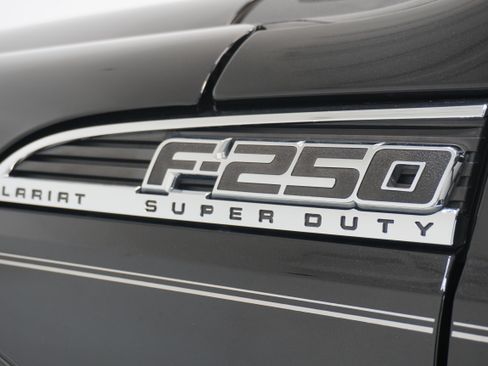 Used 2013 Ford F250 Lariat w/ Lariat Ultimate Pkg AWD/4WD image 8