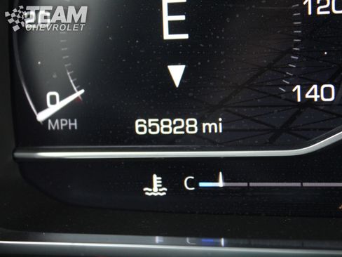 Used 2023 GMC Yukon AT4 w/ LPO, Floor Liner Package image 14