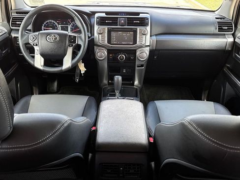 Used 2016 Toyota 4Runner SR5 Premium RWD image 9