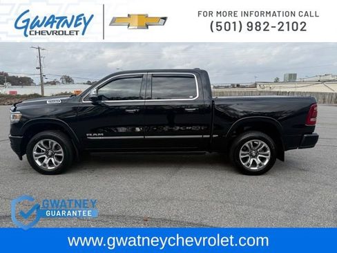 Used 2022 RAM 1500 Limited w/ Body Color Bumper Group image 9
