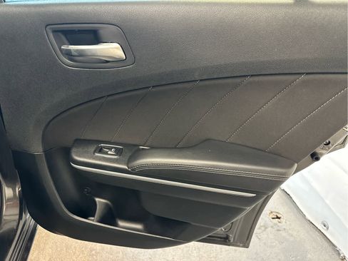 Used 2023 Dodge Charger SXT image 28