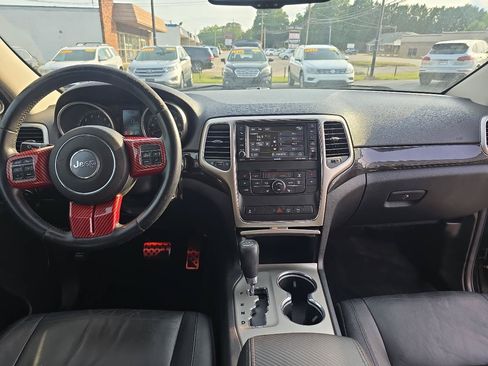 Used 2013 Jeep Grand Cherokee Laredo RWD image 16