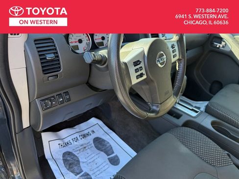 Used 2015 Nissan Frontier PRO-4X image 29