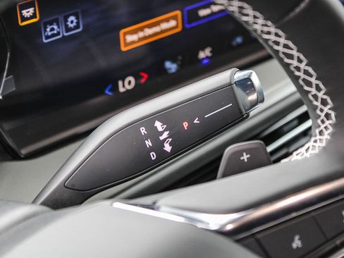 New 2026 Chevrolet Traverse LT w/ Driver Confidence Package AWD/4WD image 19