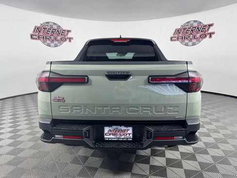 Used 2025 Hyundai Santa Cruz SE image 6