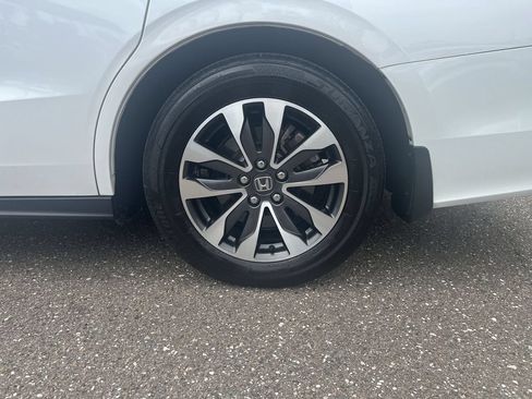 Used 2023 Honda Odyssey EX-L image 32
