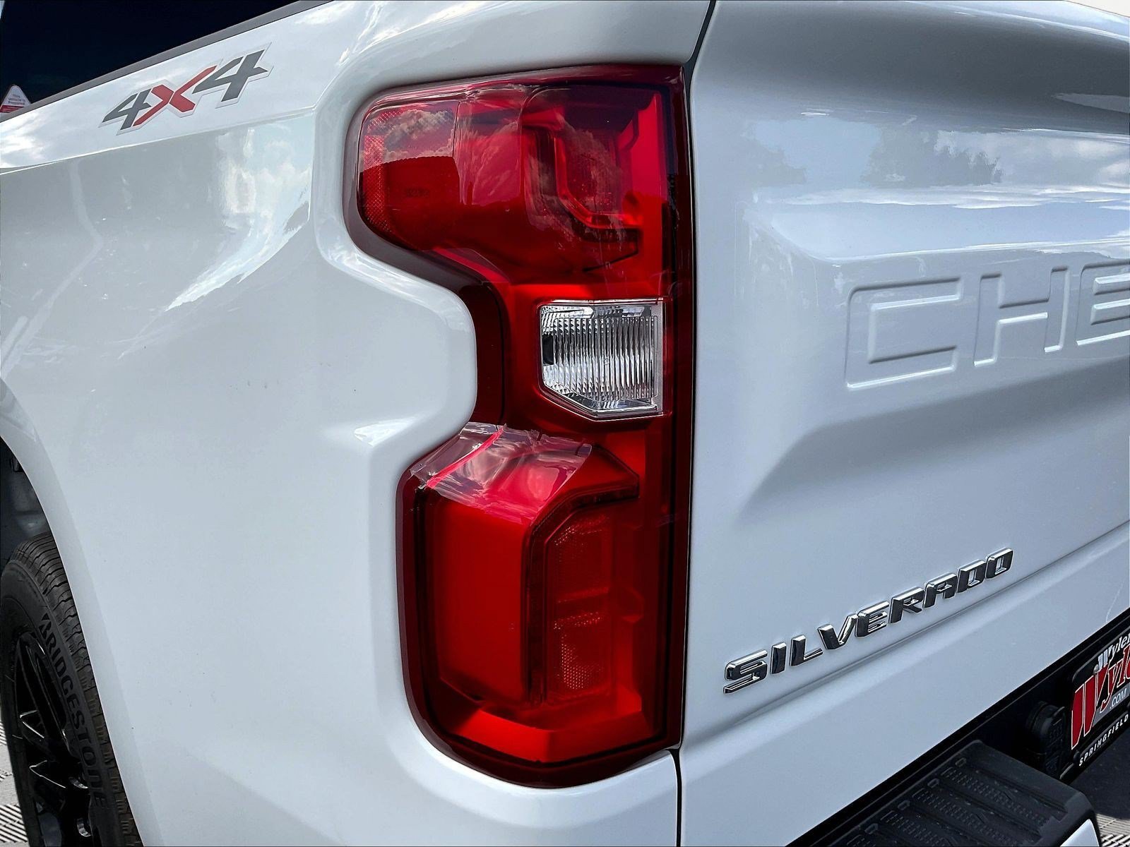 New 2026 Chevrolet Silverado 1500 RST AWD/4WD image 15
