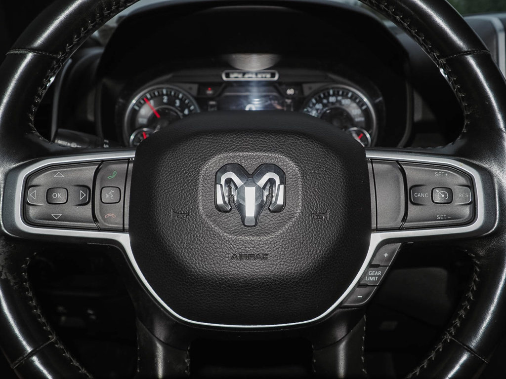 Used 2021 RAM 1500 Big Horn AWD/4WD image 30