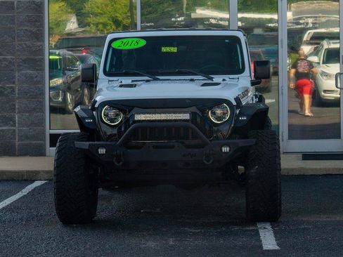 Used 2018 Jeep Wrangler Unlimited Rubicon w/ Dual Top Group AWD/4WD image 7