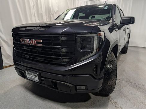 Used 2022 GMC Sierra 1500 Elevation image 9