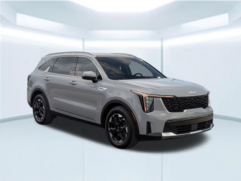Used 2025 Kia Sorento S w/ Panoramic Sunroof Package FWD image 8