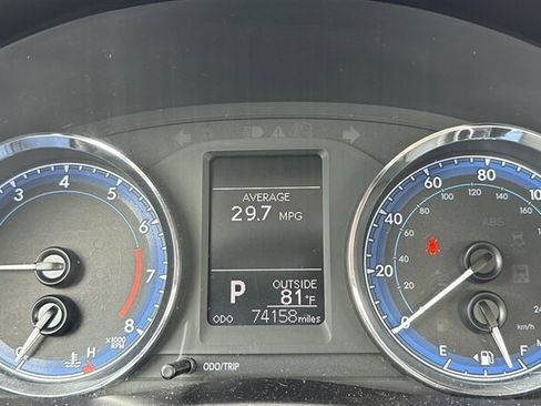 Used 2017 Toyota Corolla LE FWD image 11