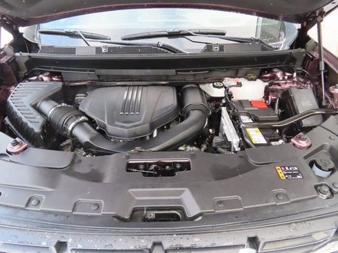 Used 2026 GMC Acadia Elevation image 12