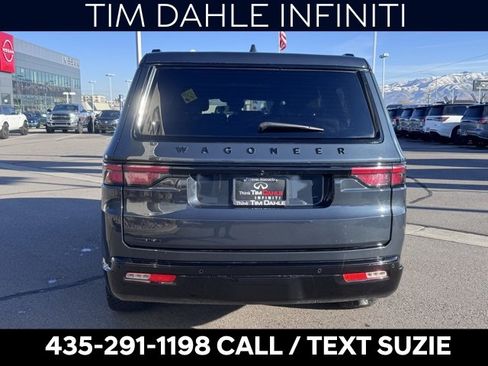 Used 2023 Jeep Wagoneer Series II image 7