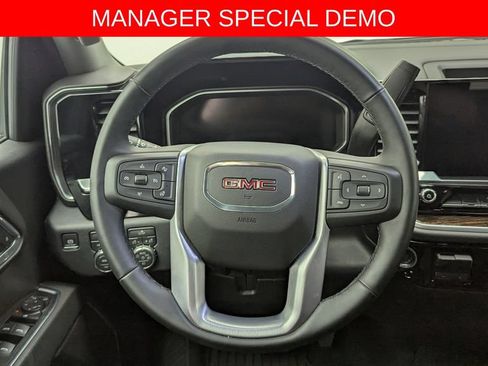 Used 2026 GMC Sierra 1500 Elevation AWD/4WD image 9