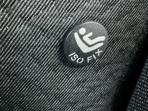 New 2025 Nissan Versa SR w/ Trunk Package image 14