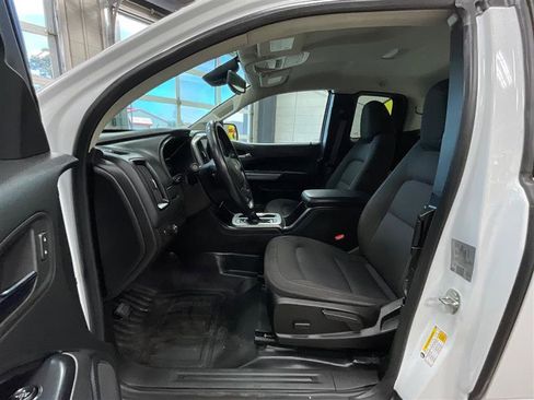 Used 2022 Chevrolet Colorado LT w/ Fleet Safety Package RWD image 10