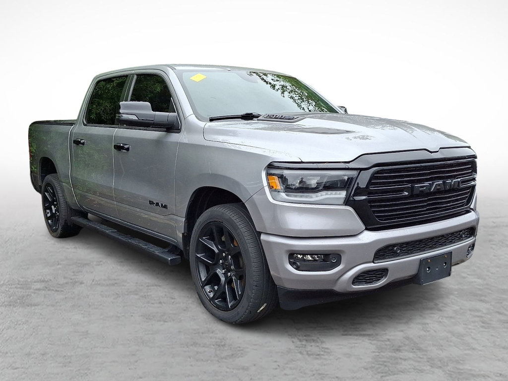 Used 2024 RAM 1500 Laramie AWD/4WD image 3