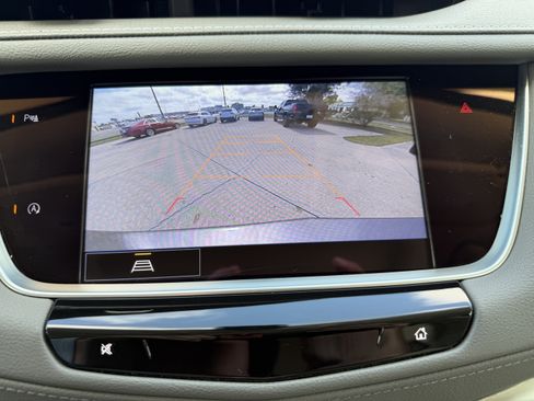 Certified 2023 Cadillac XT5 Premium Luxury image 24