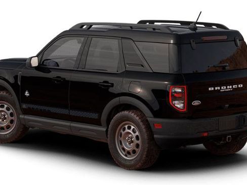 New 2024 Ford Bronco Sport Outer Banks image 2