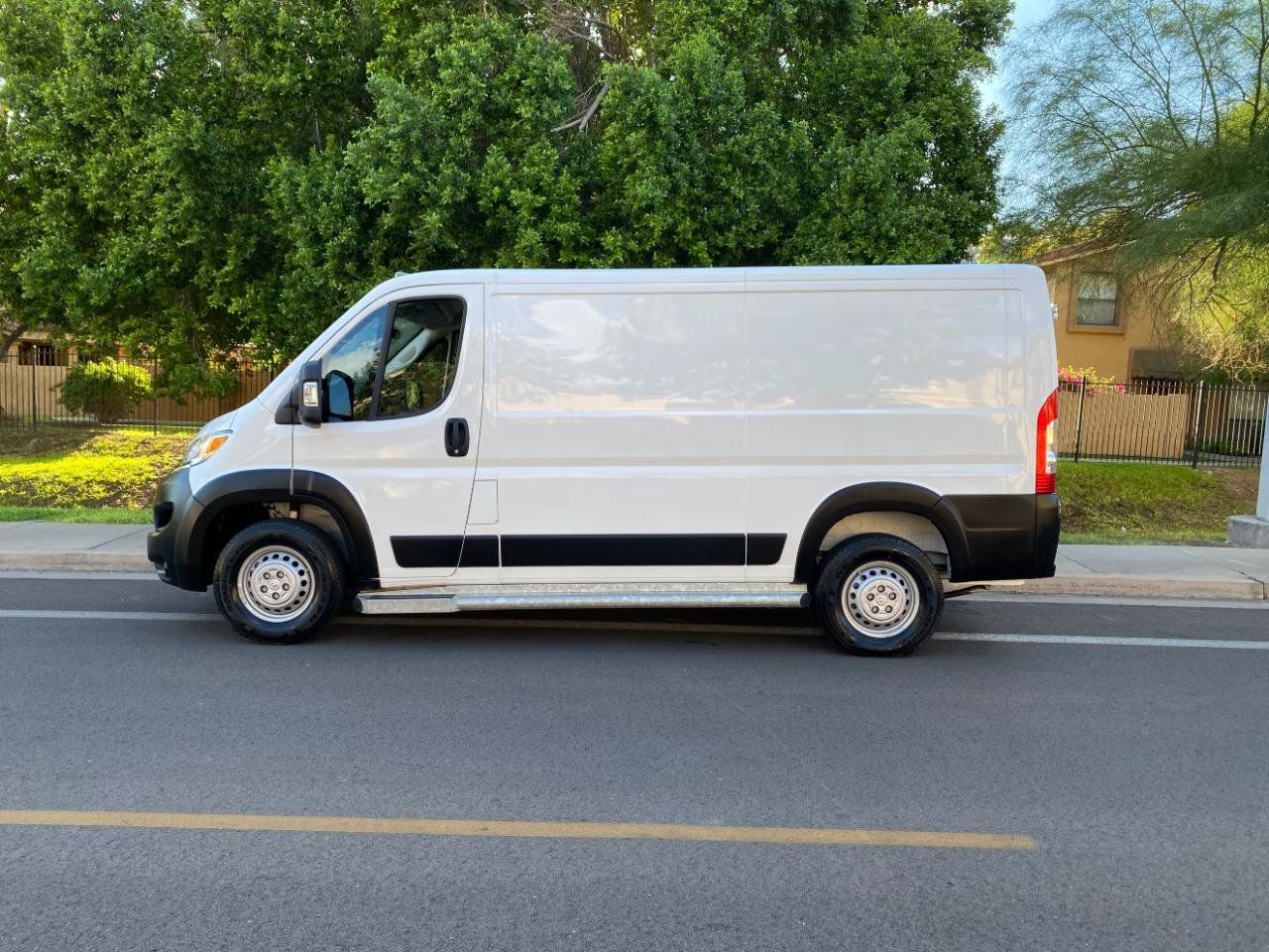 Used 2025 RAM ProMaster 2500 w/ U-Haul Equipment Group FWD image 60