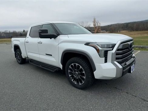 Used 2023 Toyota Tundra Limited image 2