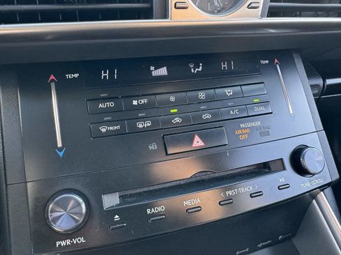 Used 2014 Lexus IS 250 image 25