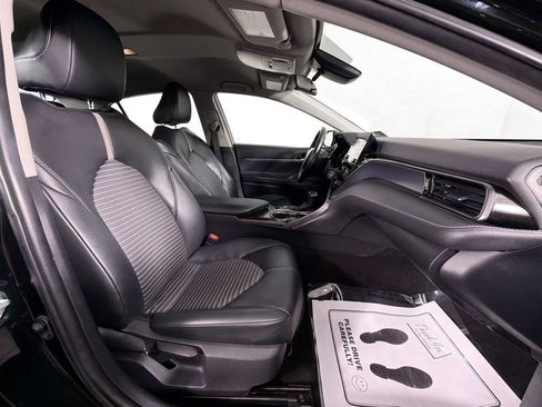 Used 2021 Toyota Camry SE image 27