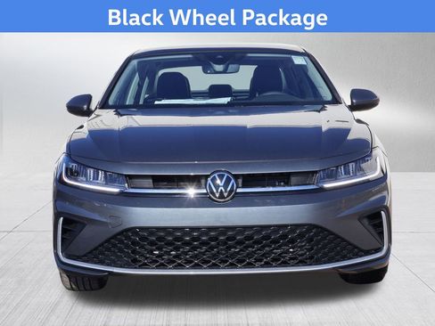 New 2026 Volkswagen Jetta SE image 3