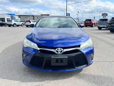 Used 2015 Toyota Camry XSE w/ Moonroof Package FWD image 2