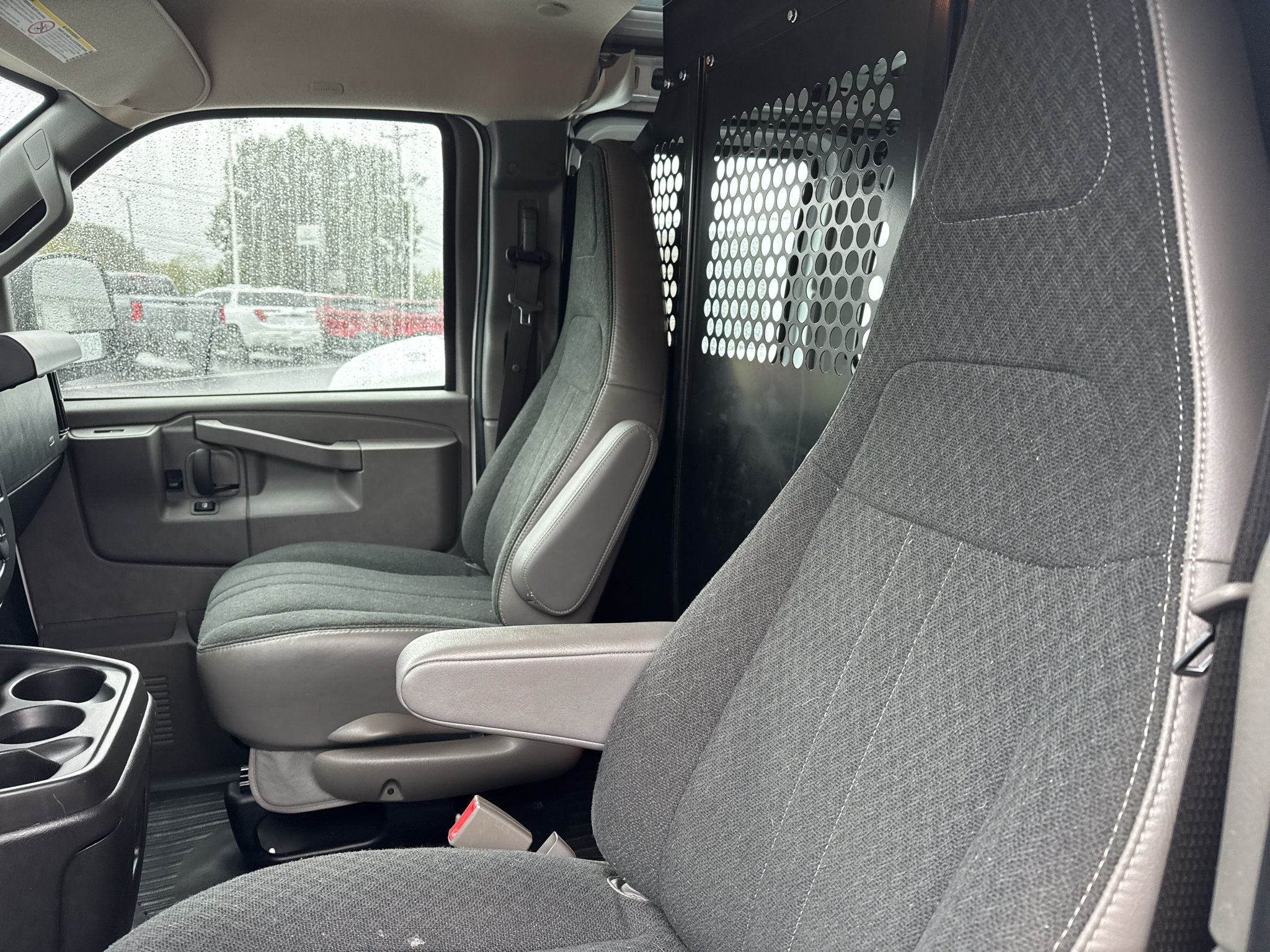 Used 2025 Chevrolet Express 2500 w/ Driver Convenience Package RWD image 8