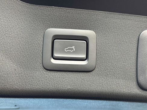 Used 2023 MAZDA CX-5 Signature image 13