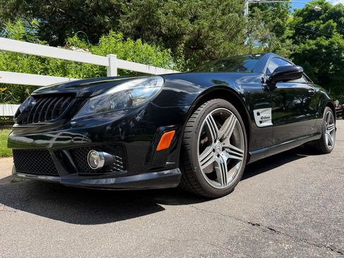 Used 2011 Mercedes-Benz SL 63 AMG image 11
