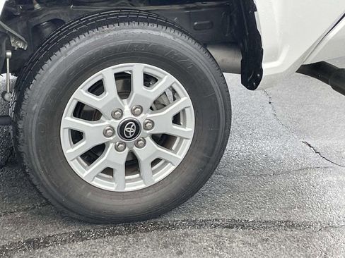 Used 2024 Toyota Tacoma SR5 image 30