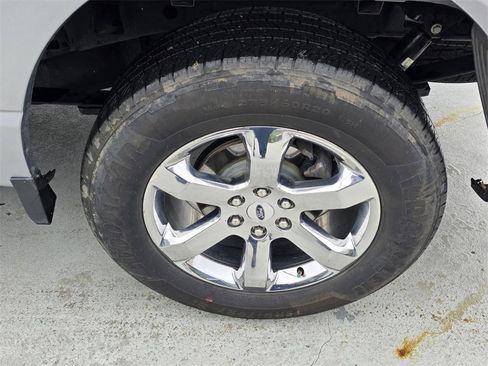 Used 2023 Ford F150 XLT w/ Equipment Group 302A High image 40