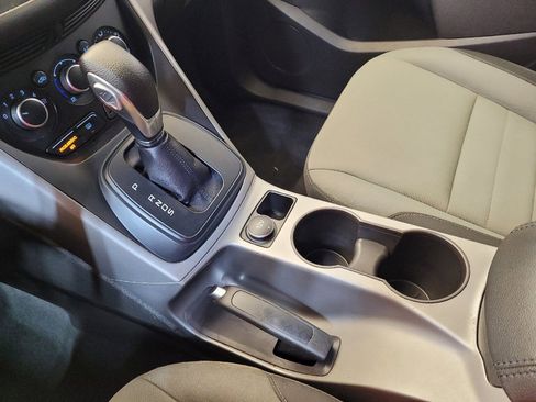 Used 2015 Ford Escape SE image 26