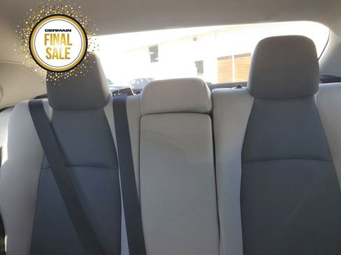 Certified 2025 Toyota Corolla LE image 28