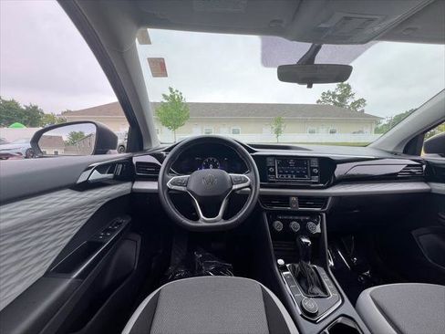 Certified 2023 Volkswagen Taos S AWD/4WD image 19