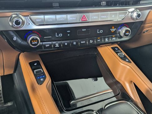 Used 2024 Kia Telluride SX Prestige X-Pro AWD/4WD image 20