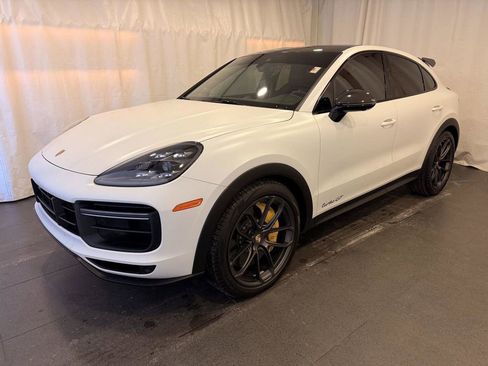 Certified 2022 Porsche Cayenne Turbo GT AWD/4WD image 1