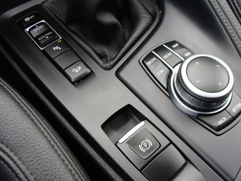 Used 2023 BMW X3 xDrive30i w/ Premium Package AWD/4WD image 8