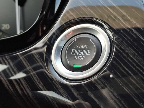 Certified 2023 Cadillac XT6 Premium Luxury image 33