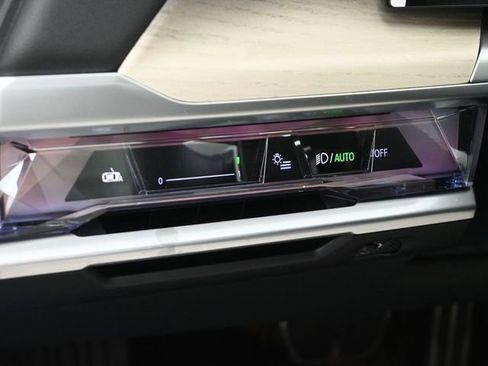 New 2025 BMW 760i xDrive w/ Executive Package image 21