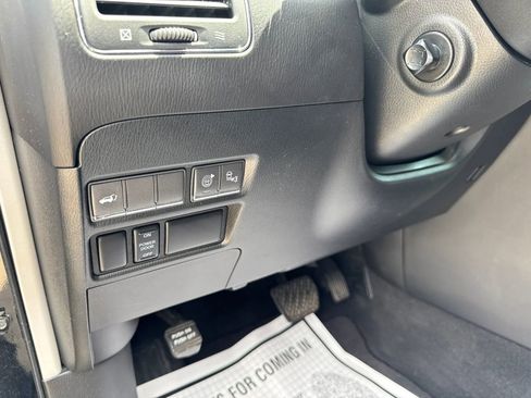 Used 2015 INFINITI QX80 2WD w/ Deluxe Technology Package image 14