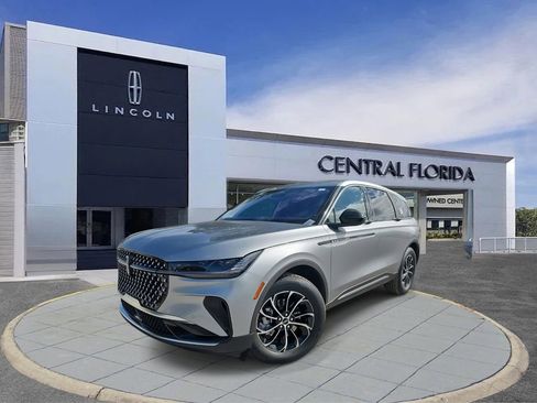 New 2026 Lincoln Nautilus Premier image 24