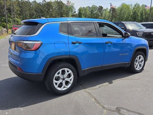Used 2025 Jeep Compass Sport AWD/4WD image 12