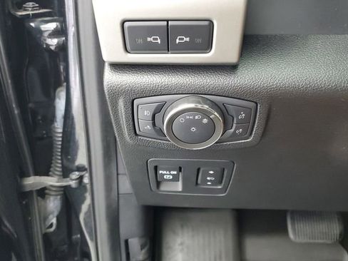 Used 2020 Ford F150 Lariat w/ Equipment Group 502A Luxury image 31