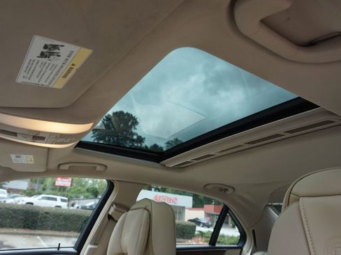 Used 2015 Mercedes-Benz E 350 Sedan image 45